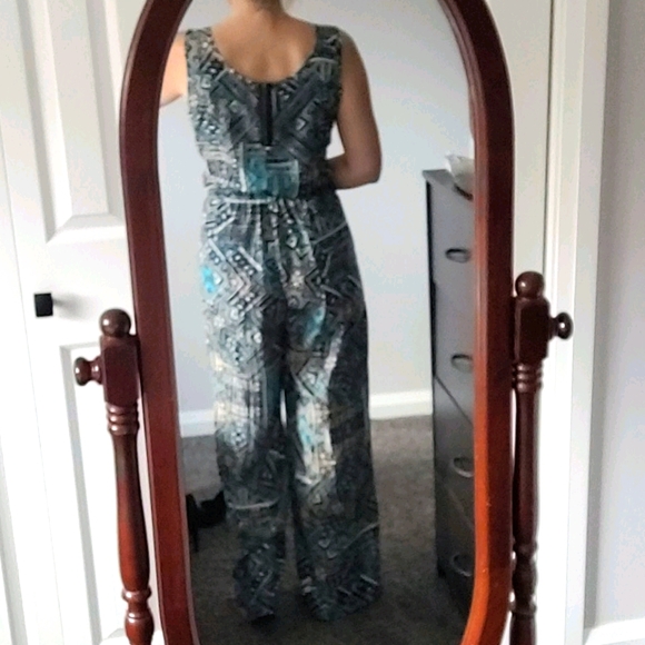 Ultra Lightweight Jumpsuit - Picture 2 of 4